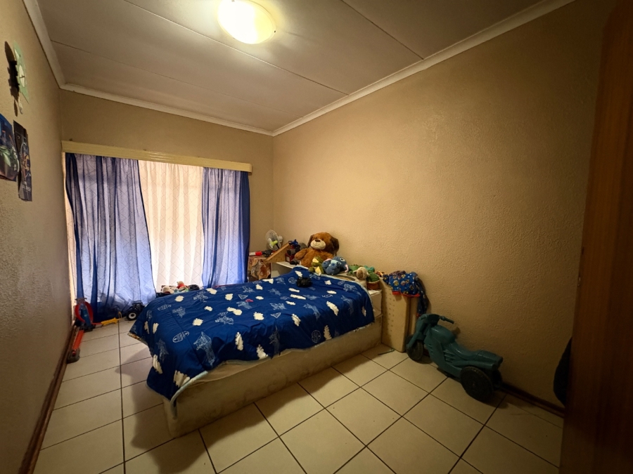 2 Bedroom Property for Sale in Meiringspark North West